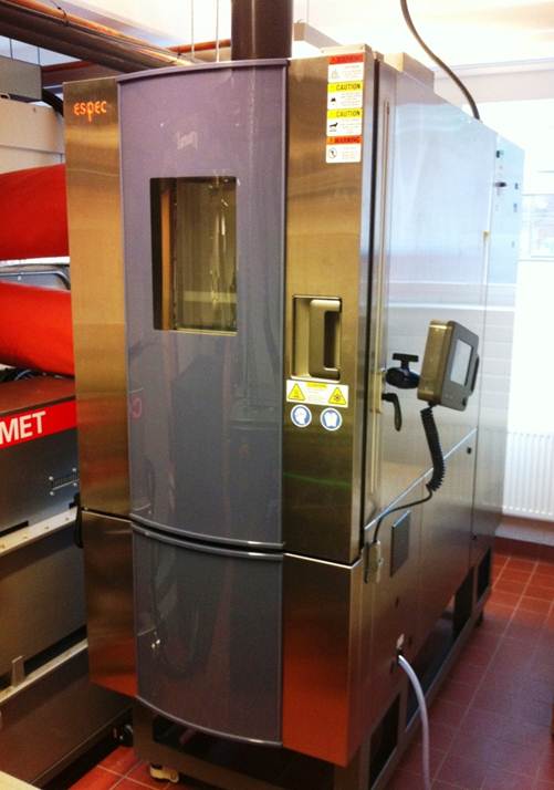 Picture of Platinum Temperature Chamber system 