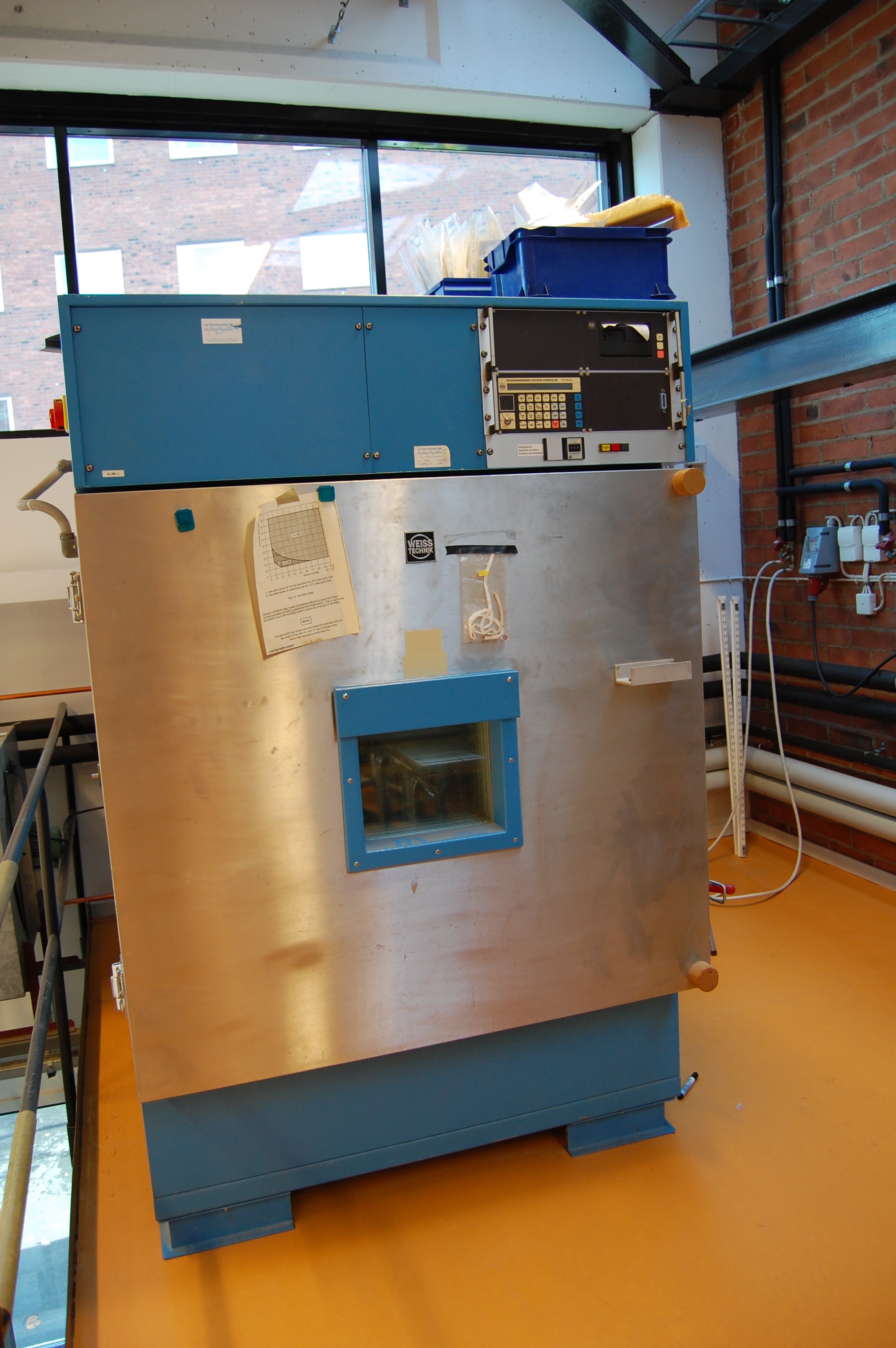 Picture of Weiss Climate Chamber