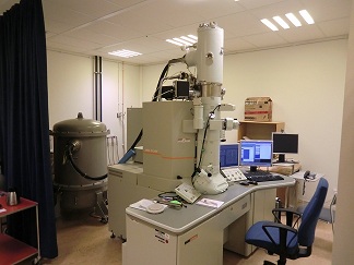 Picture of JEOL 2100F